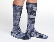 Load image into Gallery viewer, Men&#39;s Tall Tie Dye Socks Black/White
