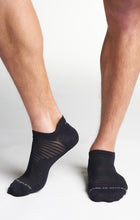 Load image into Gallery viewer, Men&#39;s No-Show Socks Black
