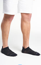 Load image into Gallery viewer, Men&#39;s No-Show Socks Black
